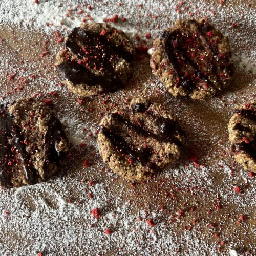 Limited Edition Handmade Summer Strawberry Ripple Dog Cookies | Pack of 5